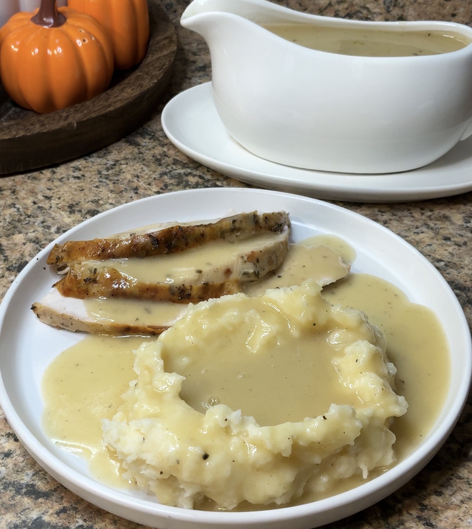 Velvety Homemade Turkey Gravy: Pan Drippings Secret